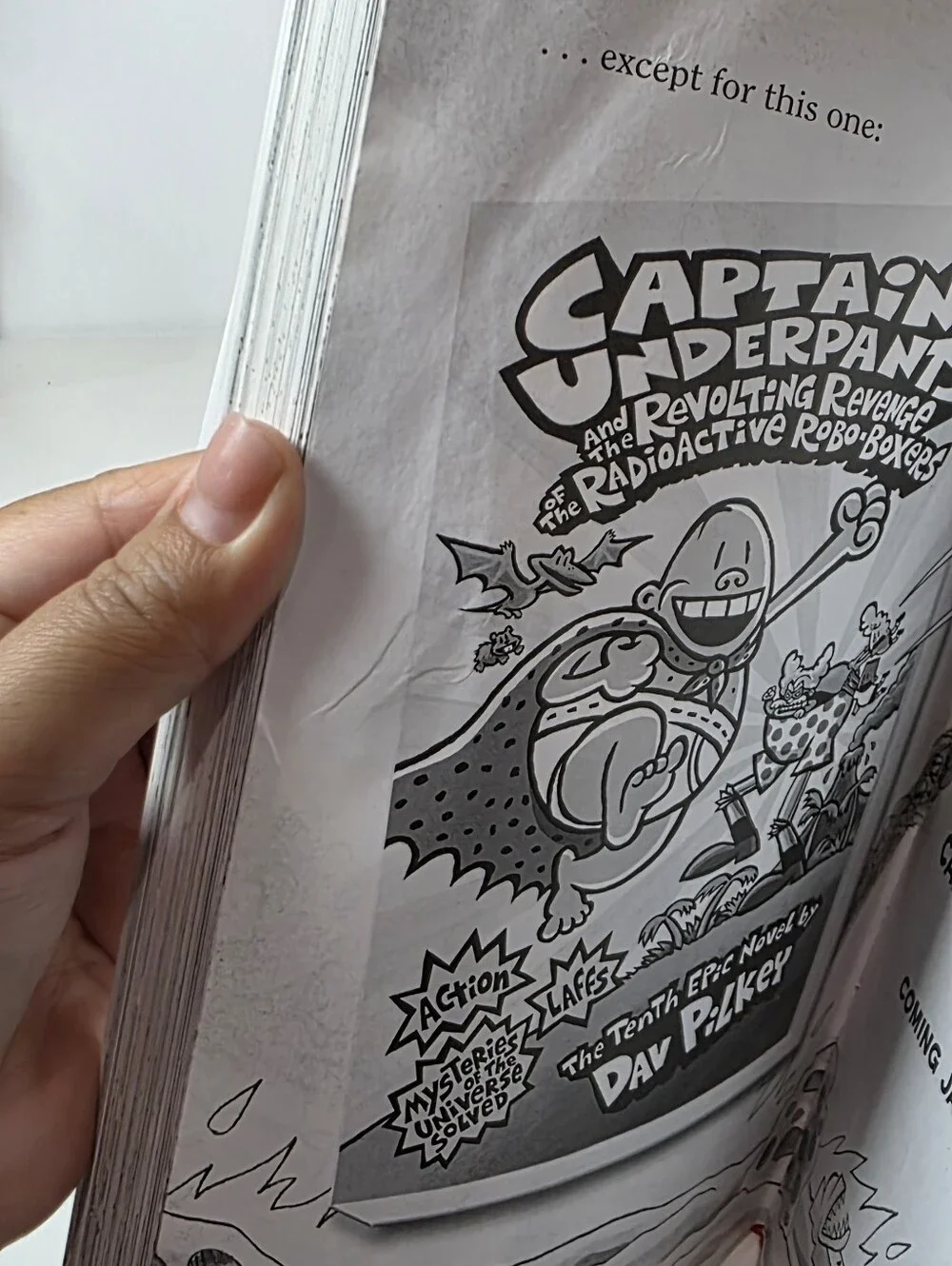 Captain Underpants and the Terrifying Returning Tippy Tinkletrousers -Dav Pilkey